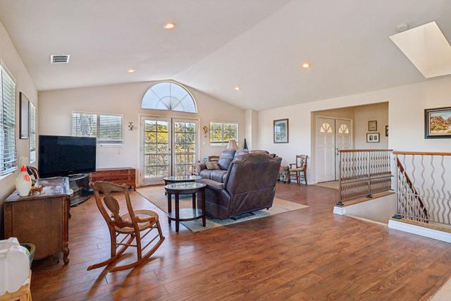 Detail Gallery Image 12 of 68 For 25749 Potrero Valley Rd, Potrero,  CA 91963 - 3 Beds | 2 Baths