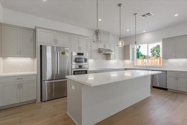 328 Isabelline Court, San Ramon CA: https://media.crmls.org/mediaz/9646bbb6-94a9-4aa7-8b96-877d435ee50e.jpg