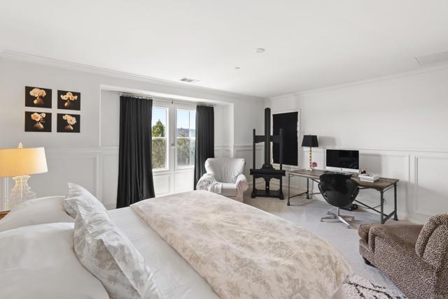 3619 N Fork Ave, Carlsbad CA: https://media.crmls.org/mediaz/9646d69c-cb56-4234-9092-7ecf1073fa9e.jpg