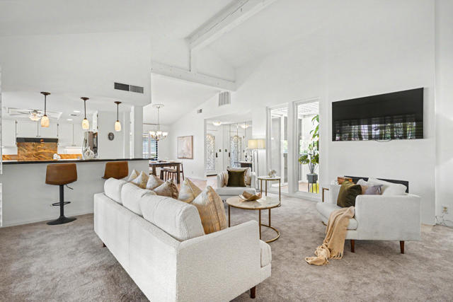 239 Santa Barbara Circle, Palm Desert, CA 92260