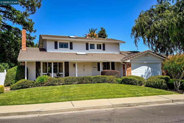 3701 Sattler Dr, Concord CA: https://media.crmls.org/mediaz/9648a6c0-95ca-41b9-b775-8fa670fe816a.jpg