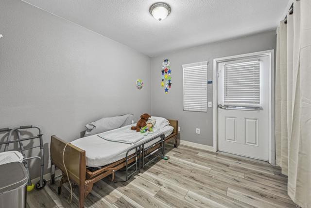 Detail Gallery Image 27 of 74 For 5979 Harps Ct, San Diego,  CA 92114 - – Beds | – Baths