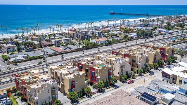 495 S Cleveland Street, Oceanside CA: https://media.crmls.org/mediaz/9649eb55-82f7-4e29-a4cf-59e6a618a5a0.jpg