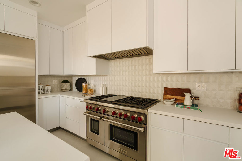 13866 Valley Vista BoulevardSherman Oaks img 12