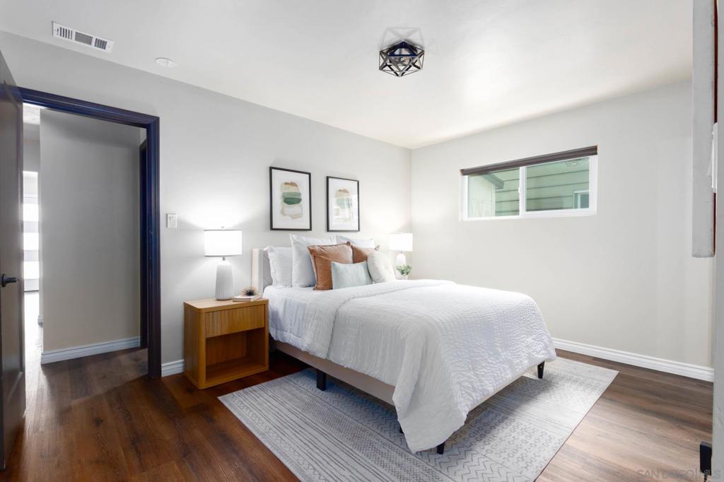 1880 Catalina Blvd - photo 5