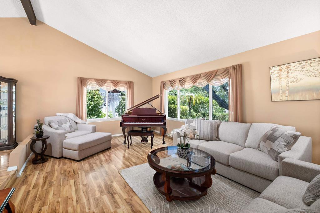 2614 Abedul Street - photo 5