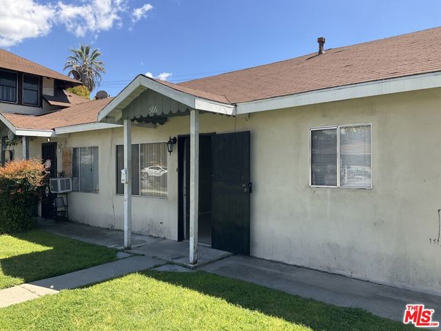 586 San Francisco Avenue, Pomona CA: https://media.crmls.org/mediaz/964be68a-0f66-400a-a162-ab9fa90fb67f.jpg