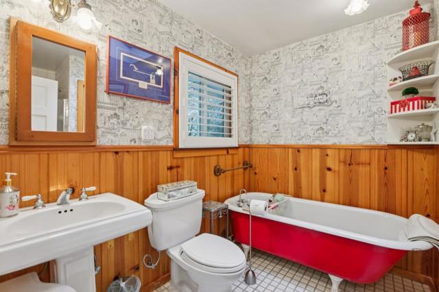 14262 Laurel Place, Guerneville CA: https://media.crmls.org/mediaz/964cddae-4dd3-423a-904e-9c76f6d322b8.jpg