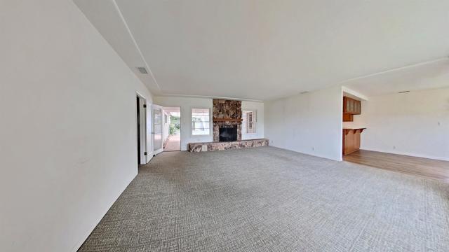 2862 Highland Drive, Carlsbad CA: https://media.crmls.org/mediaz/964e5ca3-82ea-4859-aa70-553b7367341c.jpg
