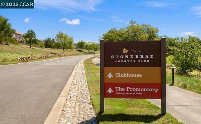 130 Arundel Dr, Hayward CA: https://media.crmls.org/mediaz/964edb3d-a923-41ae-b62d-cdc77b1f42fb.jpg