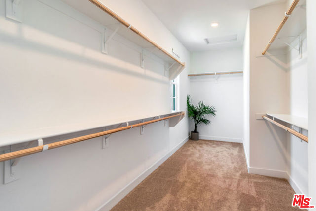 41551 Stanford Road, Palm Desert CA: https://media.crmls.org/mediaz/964f67f0-8a4d-47ce-8c14-166a844d16e4.jpg