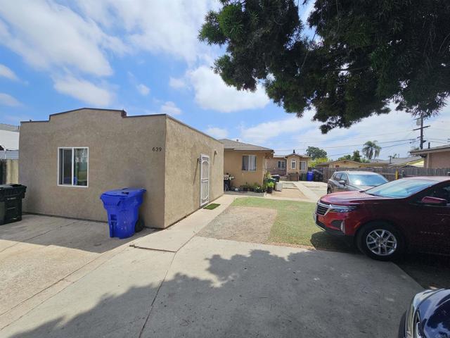 639 43 Morrison Street, San Diego CA: https://media.crmls.org/mediaz/964f7e09-a2c2-4954-8ef2-87a0dee687fe.jpg