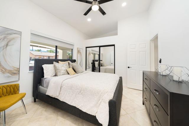 Image 31 of 51 For 74830 Waring Court