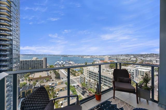 1388 Kettner Blvd, San Diego CA: https://media.crmls.org/mediaz/96504c0c-9635-4493-8679-dd97b7f3b7d0.jpg