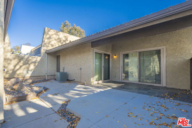 Image 26 of 43 For 2830 Lakeridge Lane