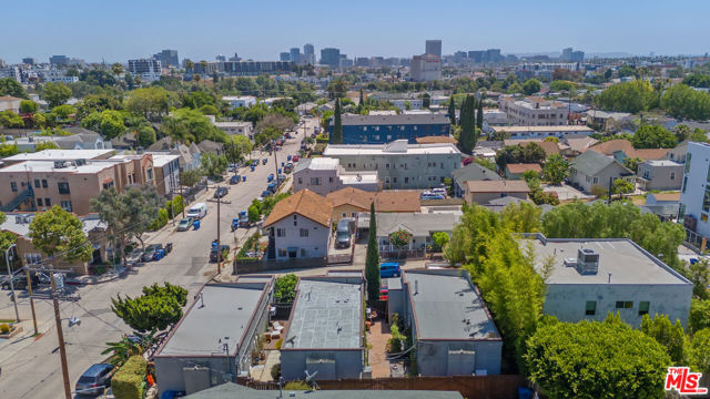 3601 Ellsworth Street, Los Angeles CA: https://media.crmls.org/mediaz/96513386-fdc2-4e2f-b193-fc4bb59c6201.jpg