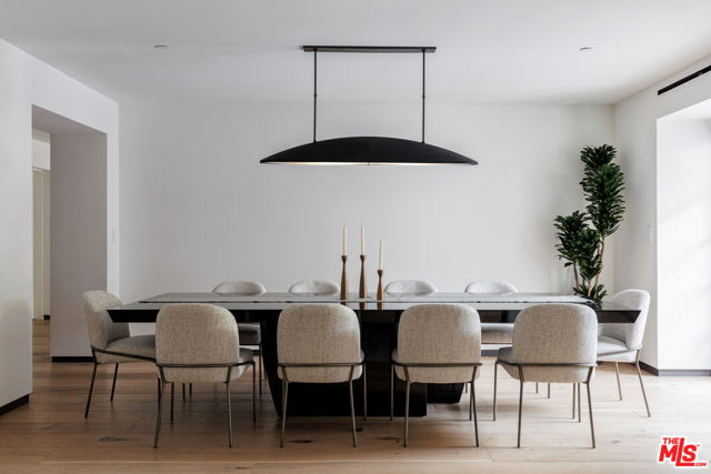 1118 TOWER Road photo 4