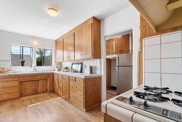 1003 Walnut Avenue, Santa Cruz CA: https://media.crmls.org/mediaz/96530761-f795-43d0-b638-6b18047f5737.jpg