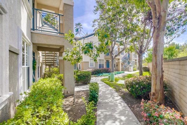 3534 Caminito El Rincon, San Diego CA: https://media.crmls.org/mediaz/96538cde-3e17-45cf-b530-4421463a27bd.jpg