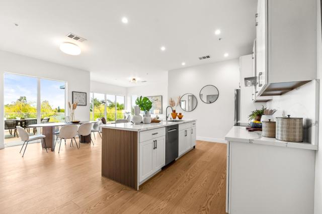 Image 19 of 29 For 4115 El Camino Real  Whole Buil