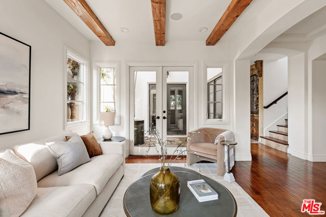 7320 Trask Avenue, Playa del Rey CA: https://media.crmls.org/mediaz/96539f10-d9b9-425f-9c49-b82bdc66c5f6.jpg