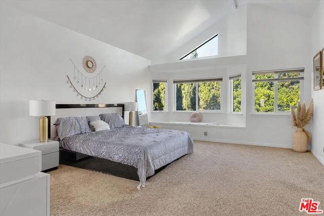 7939 W 80th Street, Playa del Rey CA: https://media.crmls.org/mediaz/9654911f-f01c-400f-947c-bb7e737e2900.jpg