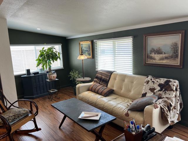 3 Sand Creek, Cathedral City CA: https://media.crmls.org/mediaz/96558e3b-5b2d-49a5-aa81-1dd9729917cf.jpg