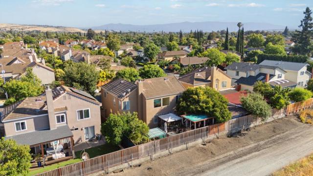 2555 Britt Way, San Jose CA: https://media.crmls.org/mediaz/96559dd7-b12c-4fa2-babd-ec3901b06516.jpg