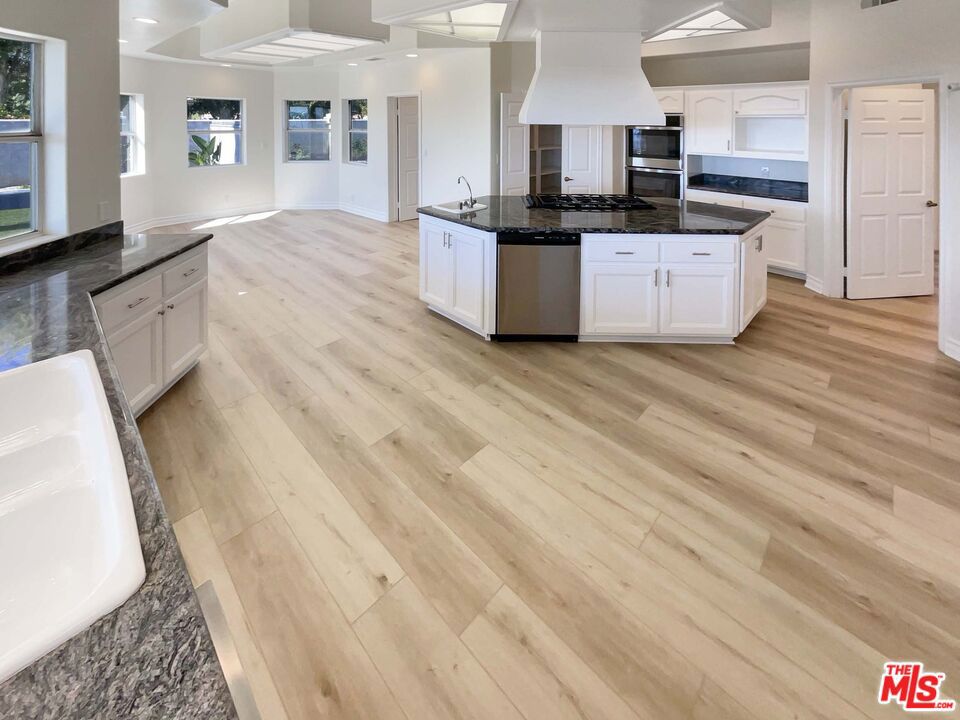 MLS #25505603 image #8