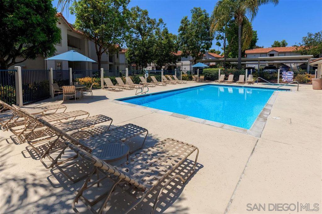 10369 Azuaga St - photo 18