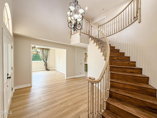 Detail Gallery Image 9 of 74 For 29251 Fountainwood, Agoura Hills_2,  CA 91301 - 4 Beds | 3/1 Baths