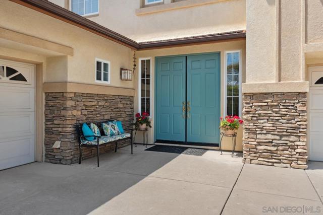 11324 Luxembourg Way, San Diego CA: https://media.crmls.org/mediaz/9656fe08-da82-486d-80c5-9d81bcf5b42c.jpg