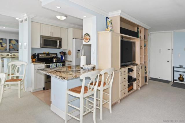 Image 6 of 27 For 1770 Avenida Del Mundo  Unit #1007