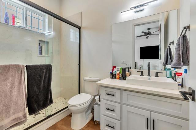 10055 Foothill Avenue, Gilroy CA: https://media.crmls.org/mediaz/96572f57-e9bf-4649-8358-a325c04323f0.jpg