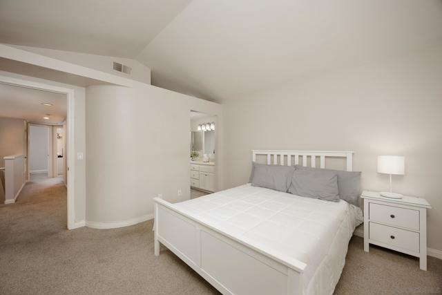 11944 Avenida Marcella, El Cajon CA: https://media.crmls.org/mediaz/96575042-b60a-4f84-9452-cfc70268087c.jpg