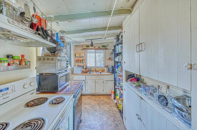 1051 San Miguel Cyn Road, Royal Oaks CA: https://media.crmls.org/mediaz/9657f4c1-326f-4682-adbf-26bd9398b26b.jpg
