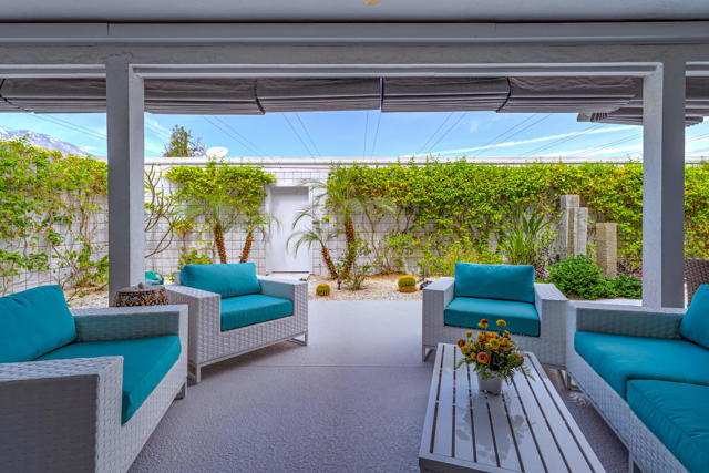 477 Desert Lakes Drive, Palm Springs CA: https://media.crmls.org/mediaz/96588f9e-e9b1-4260-b0ab-ba4daff1e92a.jpg