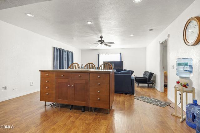 Detail Gallery Image 15 of 52 For 320 D St, Fillmore,  CA 93015 - 4 Beds | 2/1 Baths