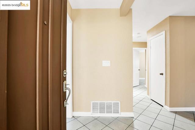 3104 Cedar Ct, Antioch CA: https://media.crmls.org/mediaz/9658c1da-b220-490a-9b6c-6f005aa99195.jpg