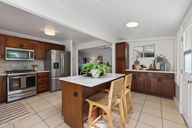 Detail Gallery Image 5 of 48 For 143 N Poli St, Ojai,  CA 93023 - 2 Beds | 2 Baths