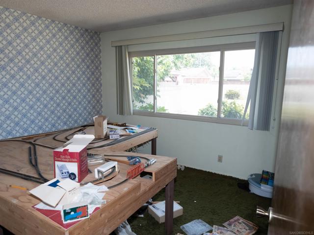 2117 E Cameron Ave, West Covina CA: https://media.crmls.org/mediaz/9659ce8a-3e61-4f26-a545-2eb80b766a18.jpg