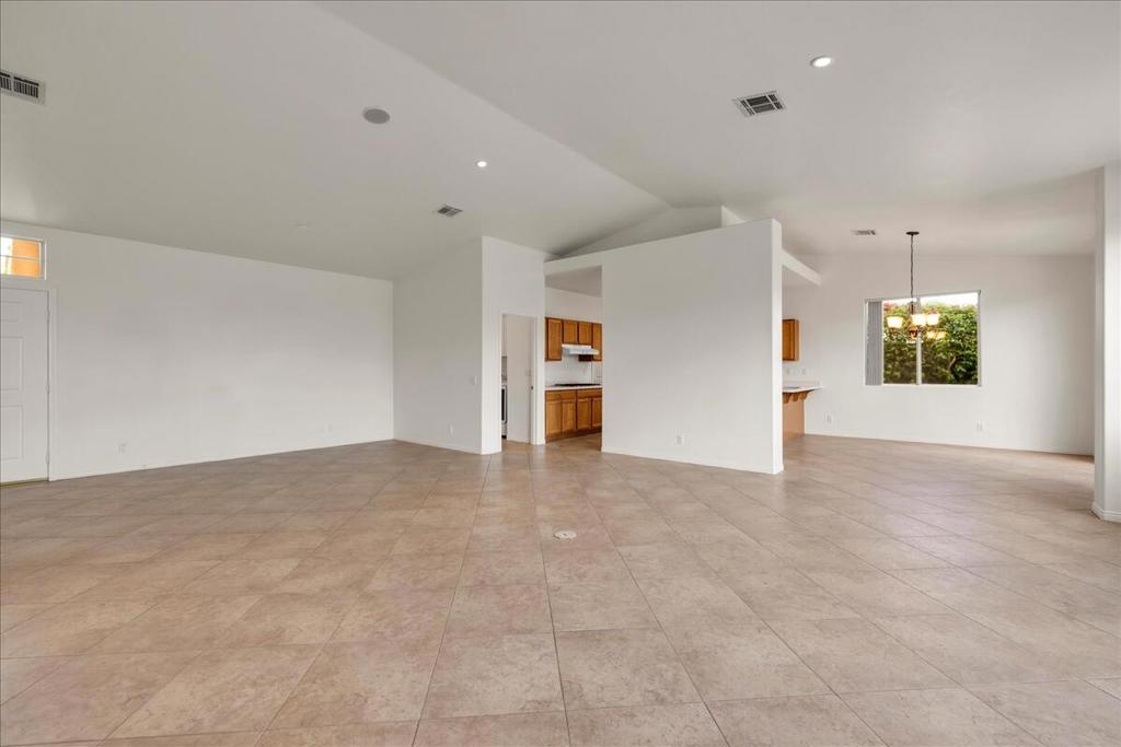 MLS #219136858DA image #8