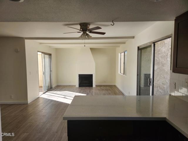 Detail Gallery Image 4 of 13 For 102 E Ventura St a,  Santa Paula,  CA 93060 - 3 Beds | 1/1 Baths