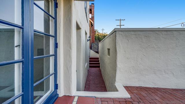 905 Barr Ave, San Diego, California 92103, 4 Bedrooms Bedrooms, ,3 BathroomsBathrooms,Single Family Residence,For Sale,Barr Ave,250017069SD