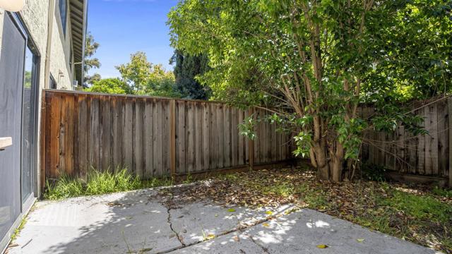 622 N Ahwanee Terrace, Sunnyvale CA: https://media.crmls.org/mediaz/965cc137-2421-4d80-8bd5-d137b2e9bcfe.jpg