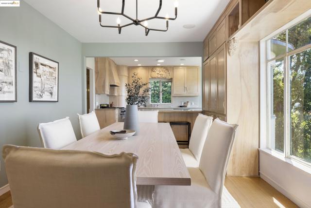 1971 Hoover Ave, Oakland CA: https://media.crmls.org/mediaz/965d72a7-408d-4bf4-a6eb-4b7fd473f70a.jpg