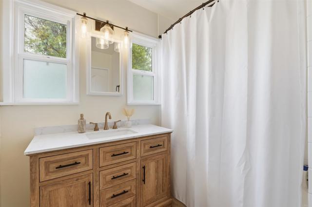 Detail Gallery Image 20 of 69 For 462 464 Emerson St, Chula Vista,  CA 91911 - 7 Beds | 5 Baths