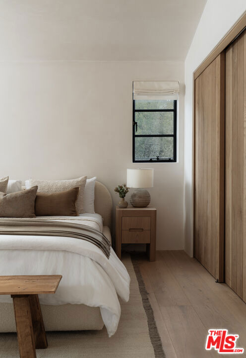 4200 Marina Drive, Santa Barbara CA: https://media.crmls.org/mediaz/965f1905-98bf-4079-8739-955f53cab42d.jpg