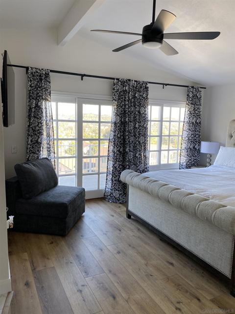 2354 Valley View Pl, Escondido CA: https://media.crmls.org/mediaz/96607fd8-db67-49f3-b9cf-709e8afda22f.jpg