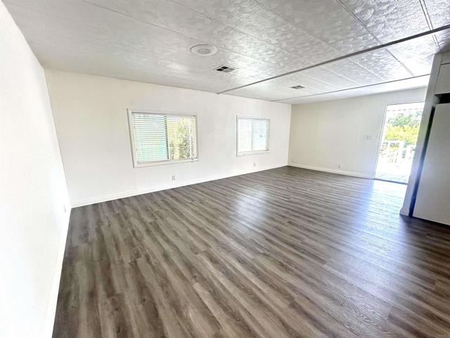 35109 Highway 79, Warner Springs CA: https://media.crmls.org/mediaz/9660bbfa-2207-4b14-8d60-301ef90dd118.jpg